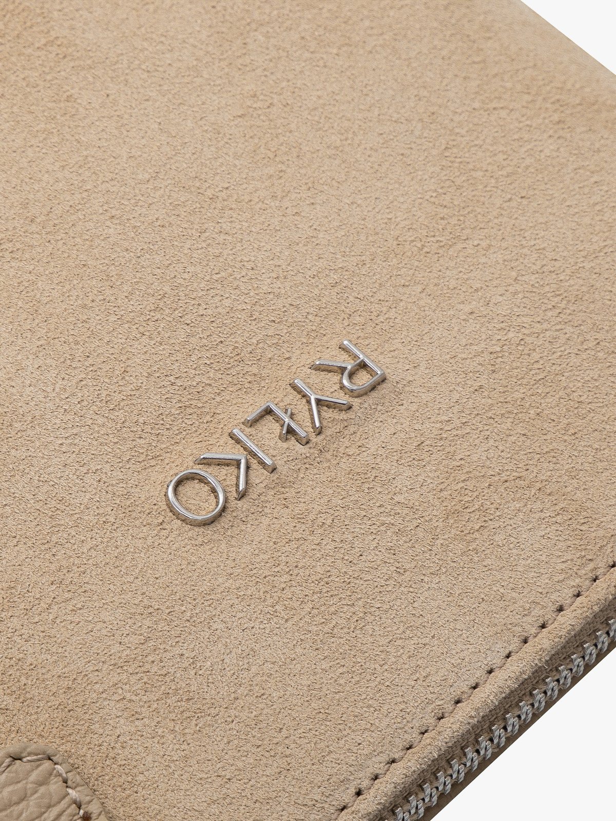 Mała beżowa torebka na ramię