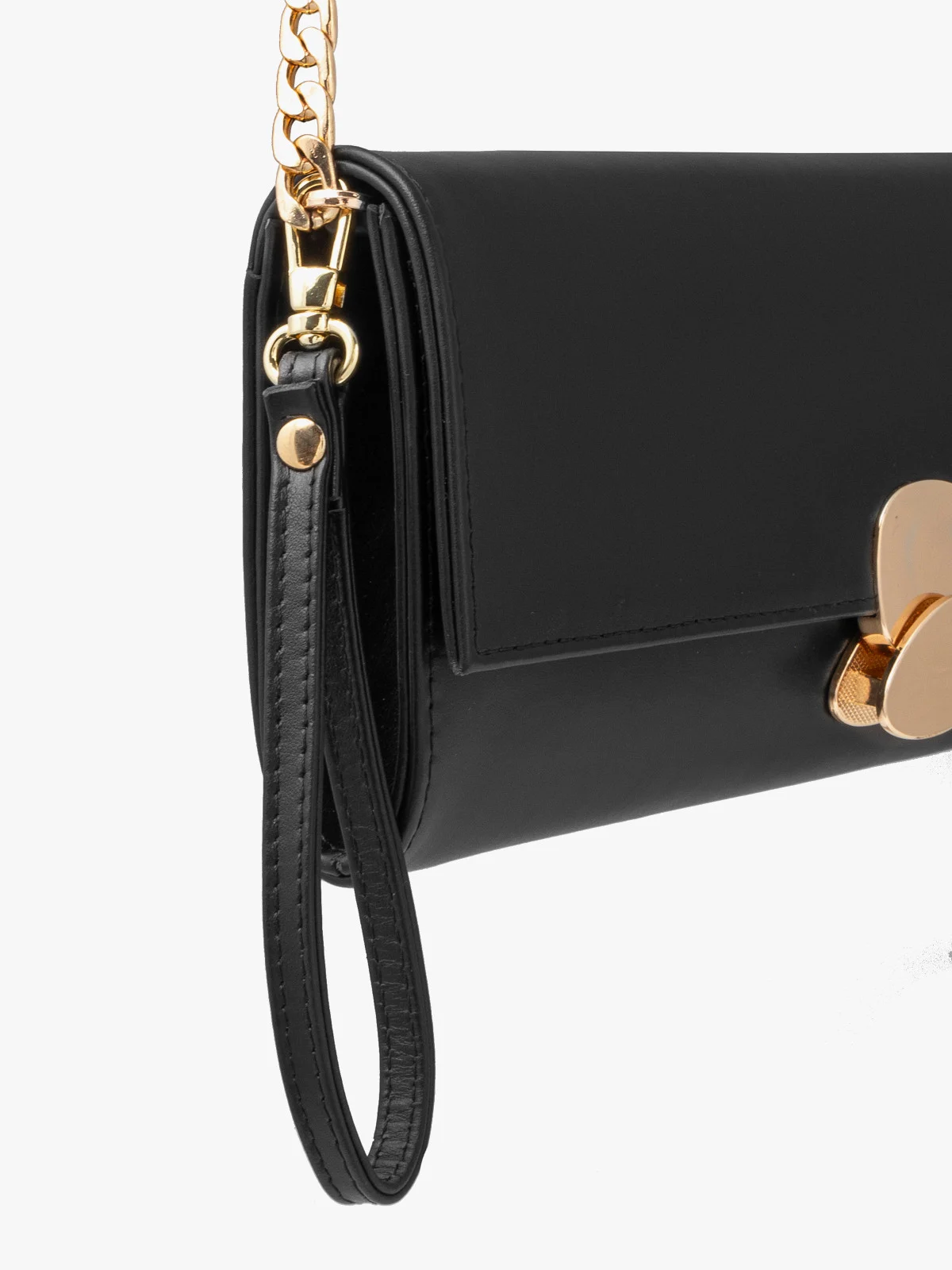 Elegancka czarna torebka z ozdobnym zapięciem