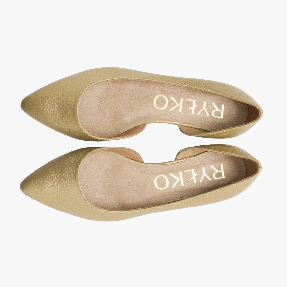 Złote baleriny z ozdobną cholewką