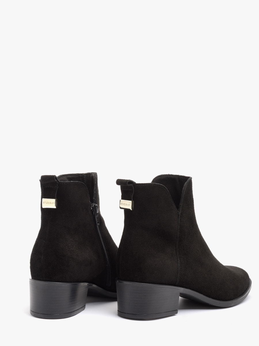 BOTKI Z OZDOBNĄ CHOLEWKĄ