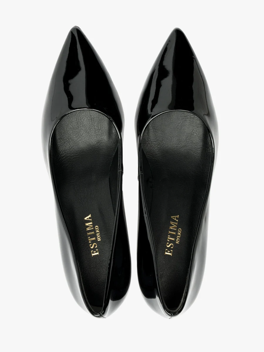 Czarne czółenka lakierowane