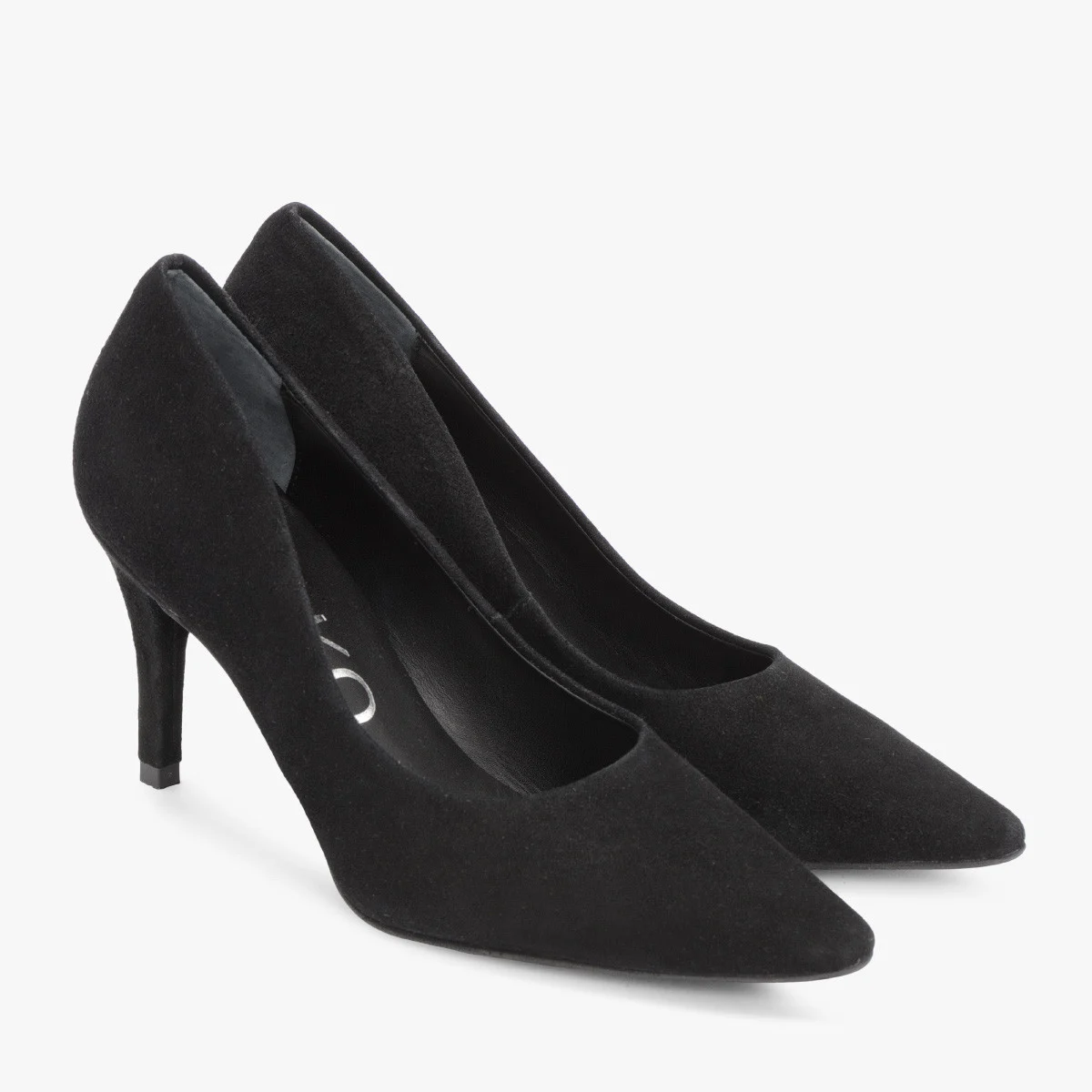 Czarne czółenka na szpilce