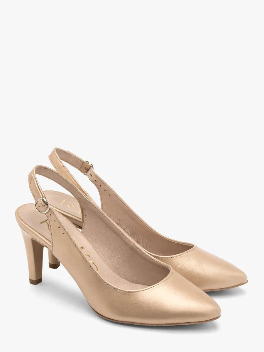 Złote czółenka z odkrytą piętą