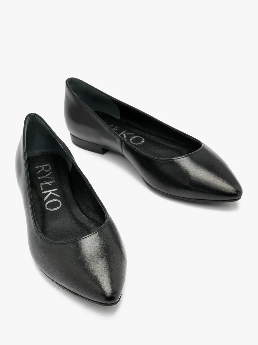 Czarne baleriny z noskiem w szpic