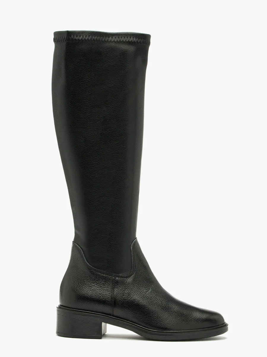 Czarne kozaki elastyczne z szeroką cholewką