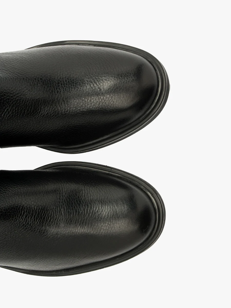 Czarne kozaki elastyczne z szeroką cholewką