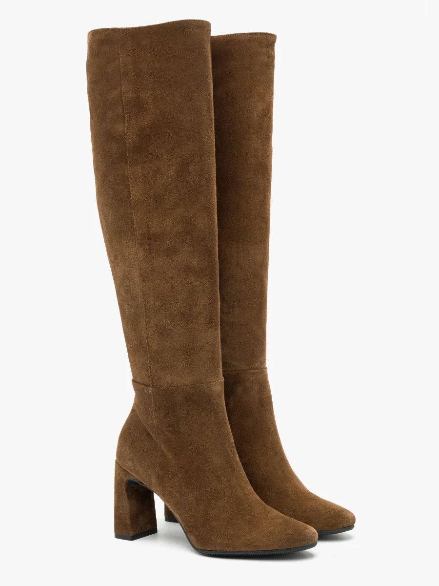 Brązowe kozaki damskie