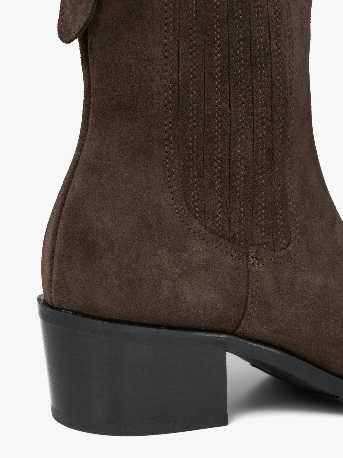 Brązowe sztyblety damskie na obcasie