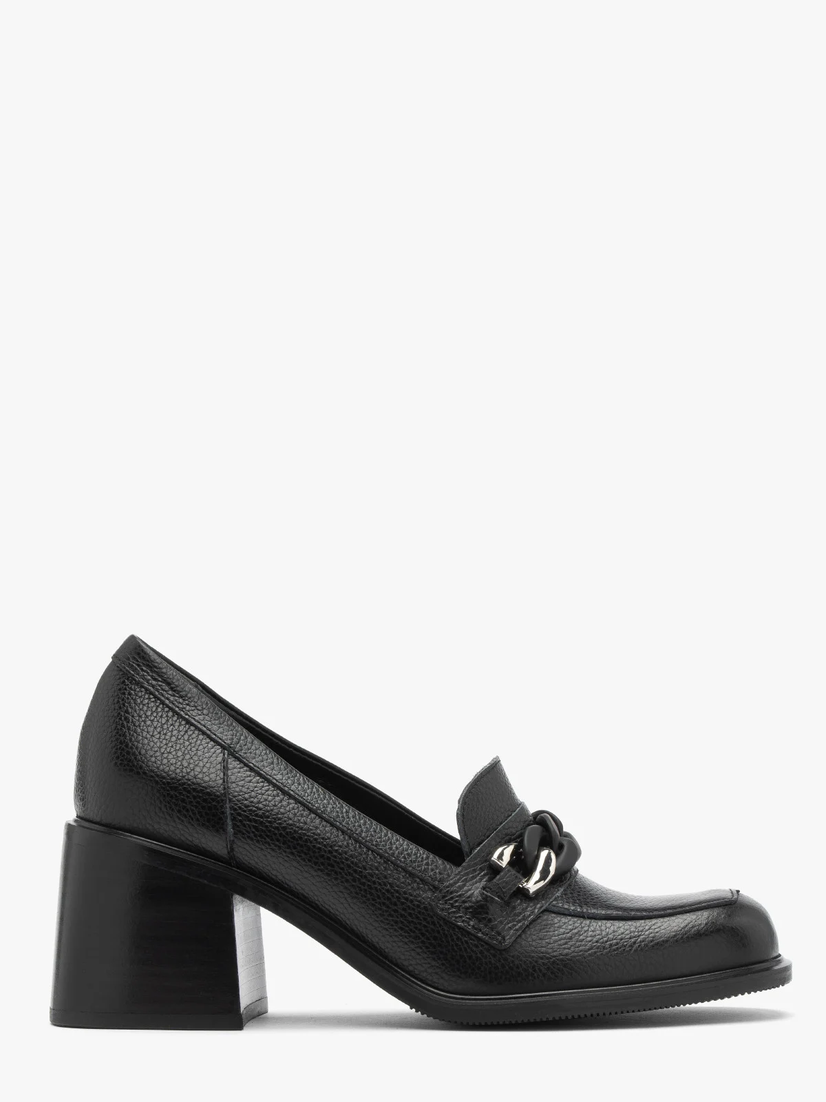 Mokasyny damskie w czarnym kolorze na masywnym klocku