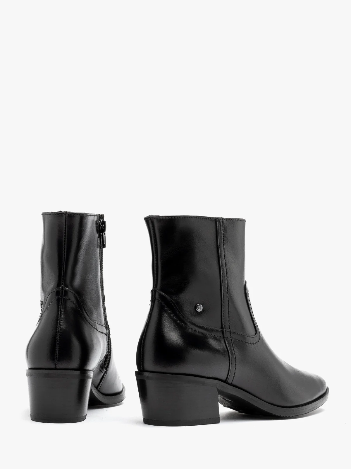 Czarne botki damskie na niskim klocku