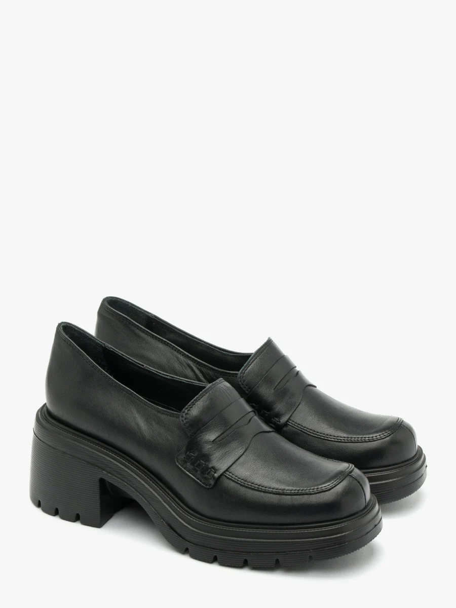 Czarne mokasyny na obcasie