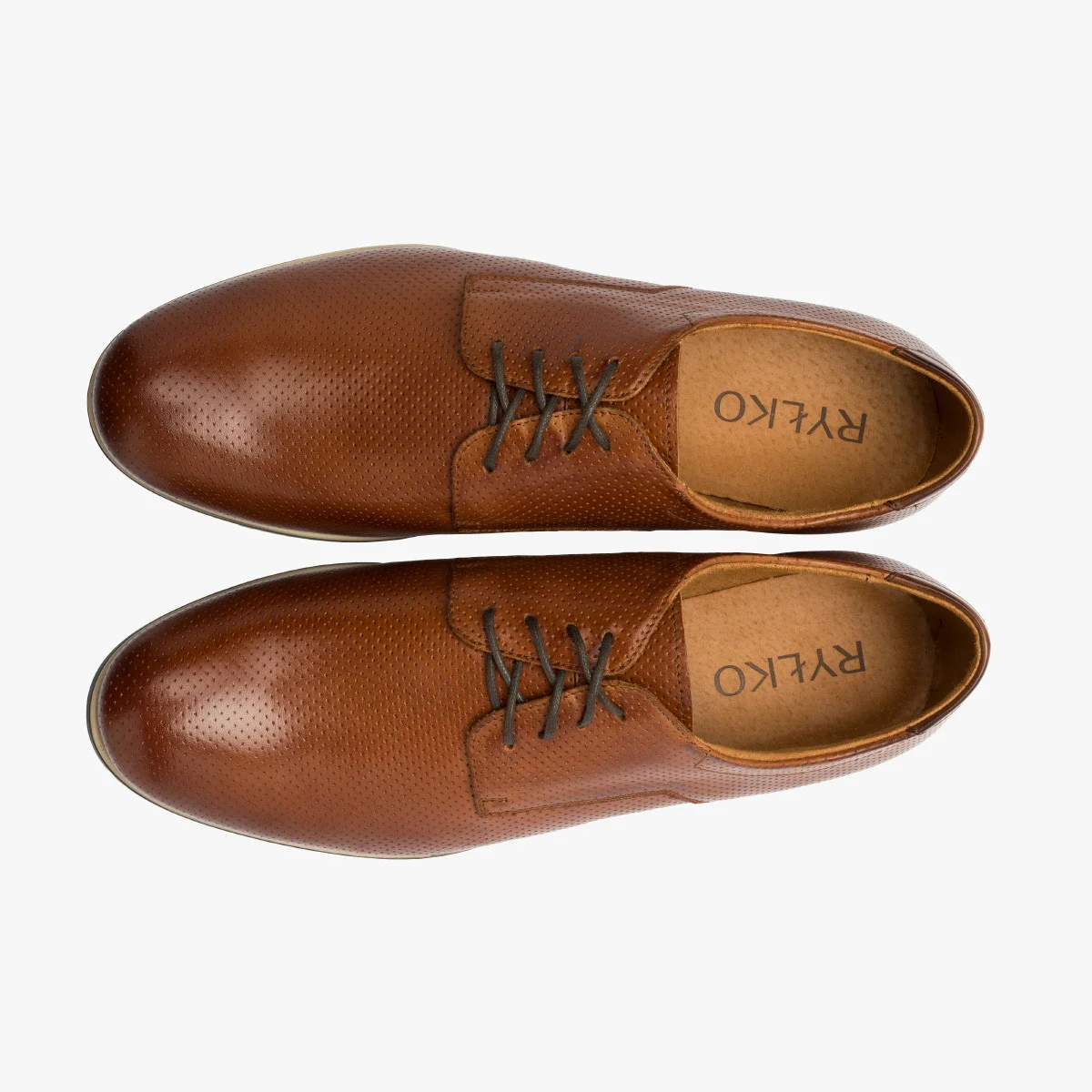 Brązowe półbuty z perforacją na cholewce