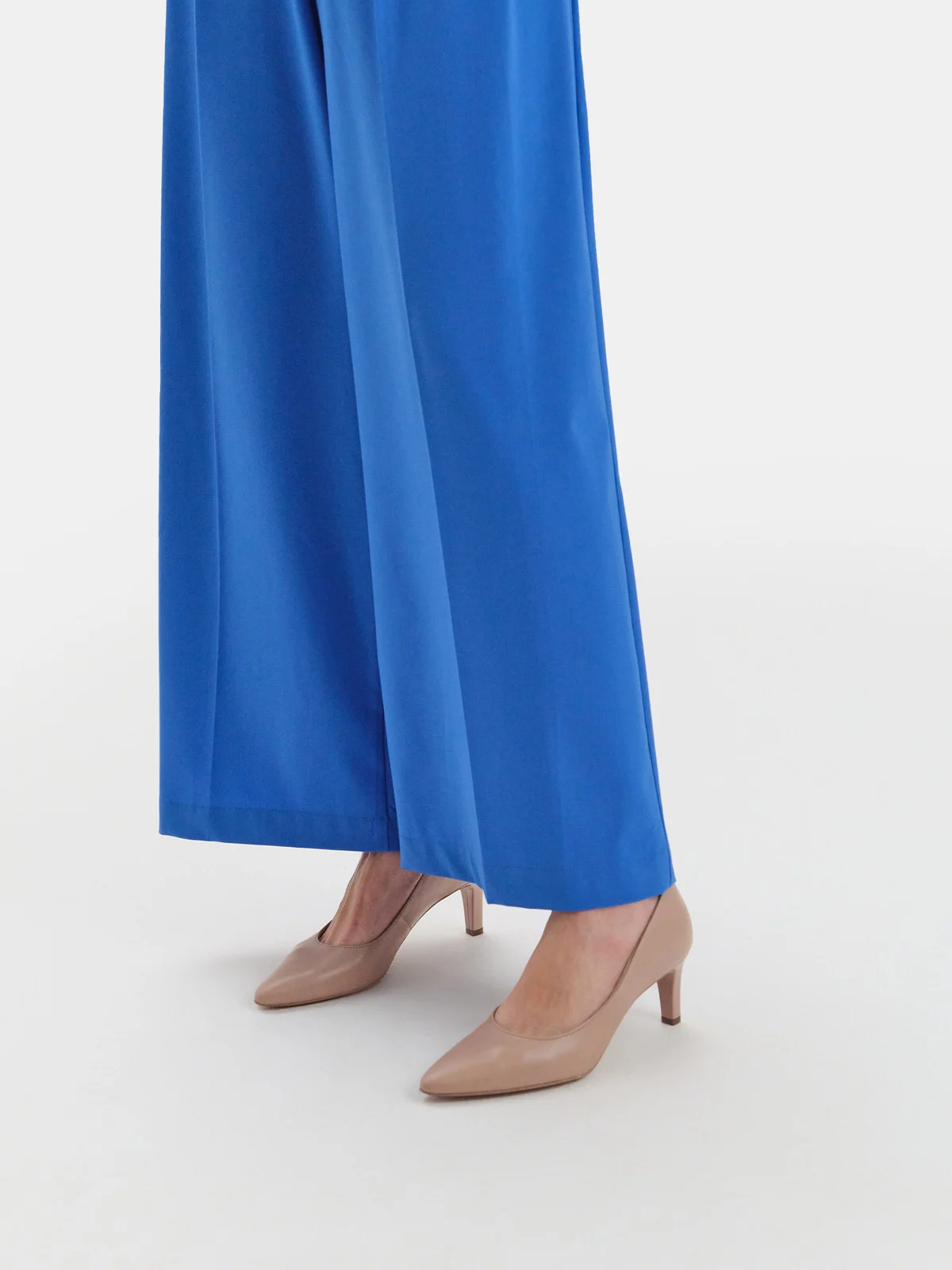 Beżowe czółenka na szpilce