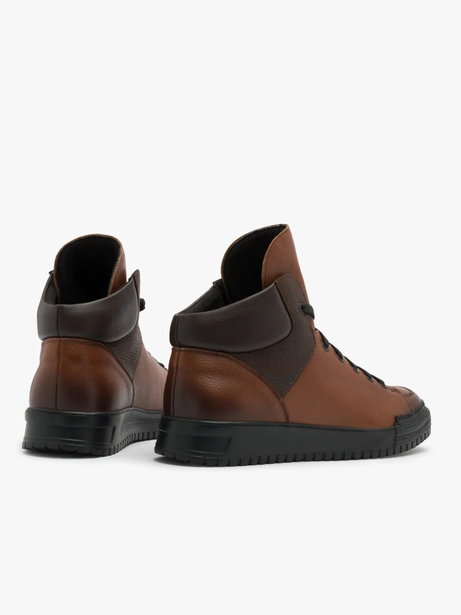 Brązowe trzewiki męskie