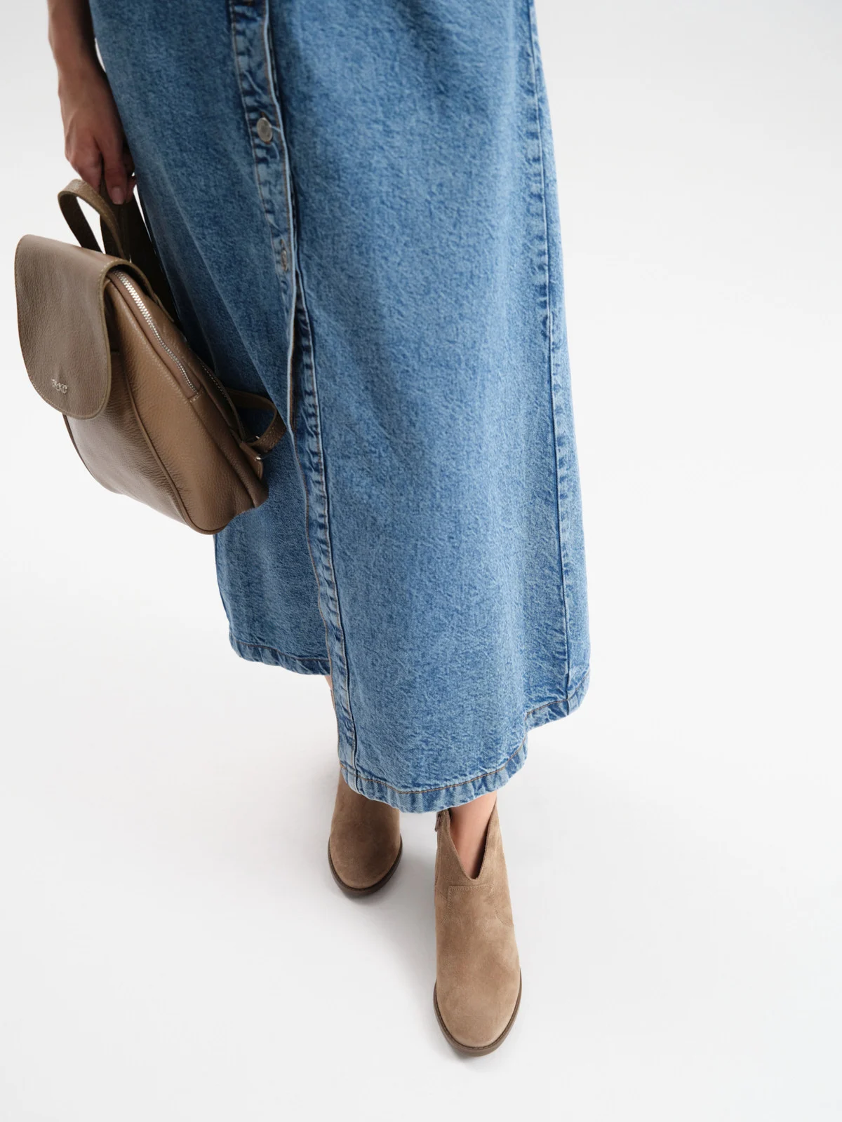 Piaskowe botki damskie typu kowbojki