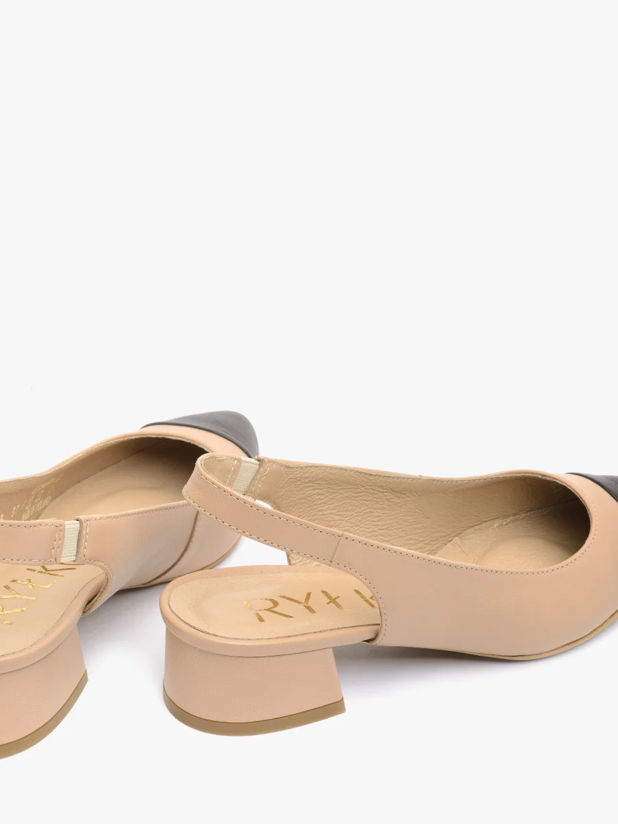 Beżowe czółenka z czarnym noskiem