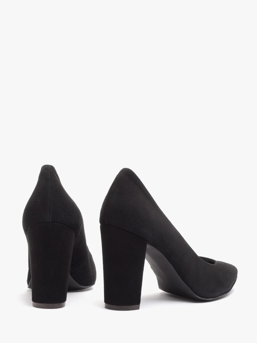 Czółenka na słupku