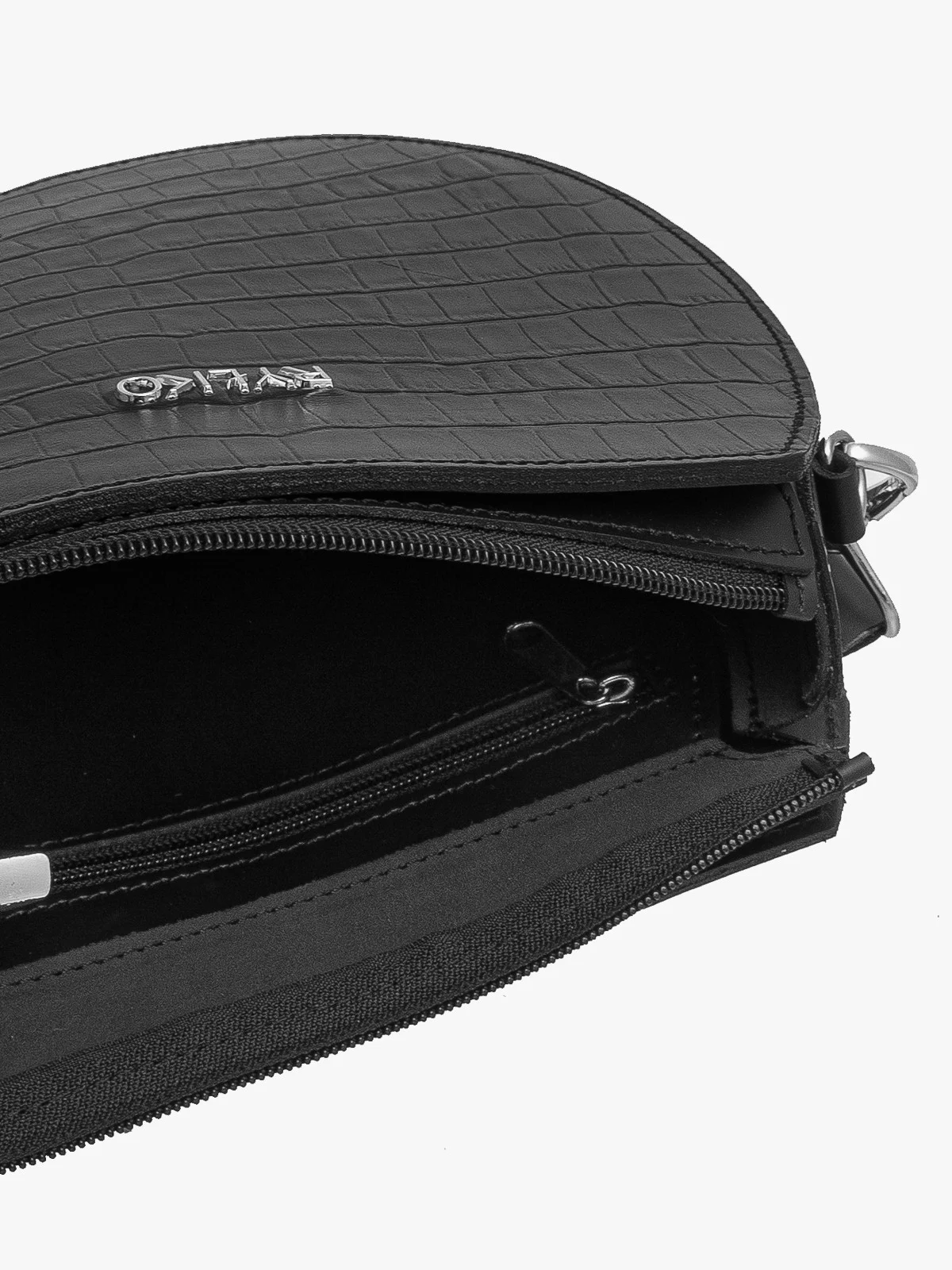 Czarna torebka damska z ozdobną fakturą