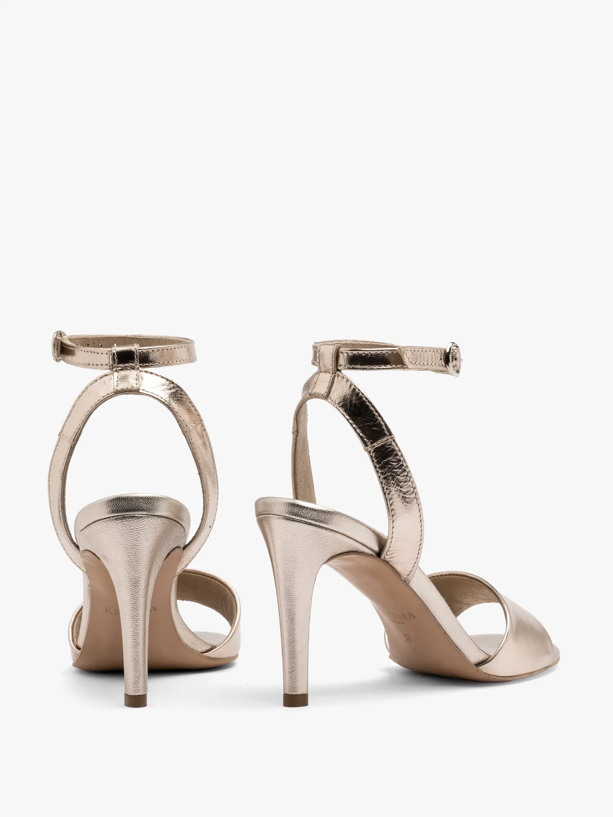 Złote sandały na szpilce