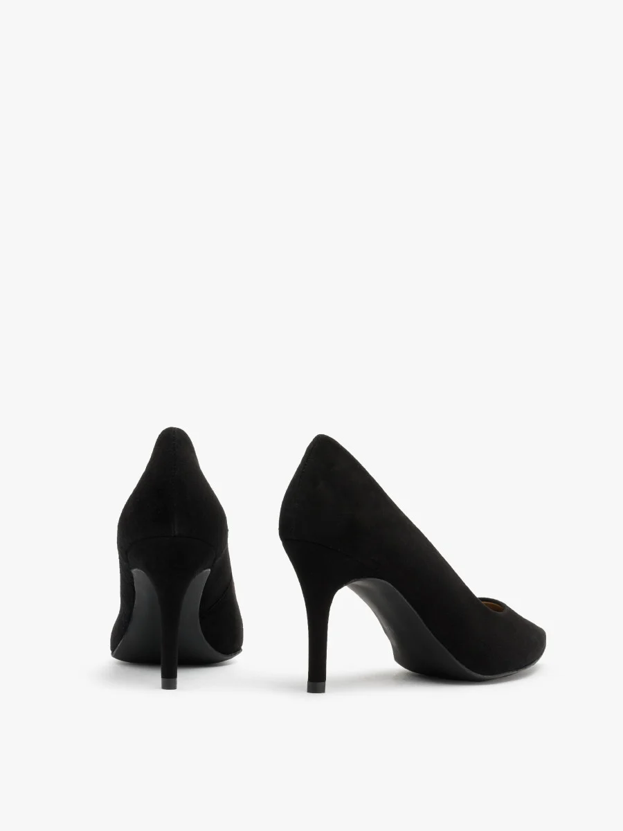 Czarne welurowe czółenka na szpilce