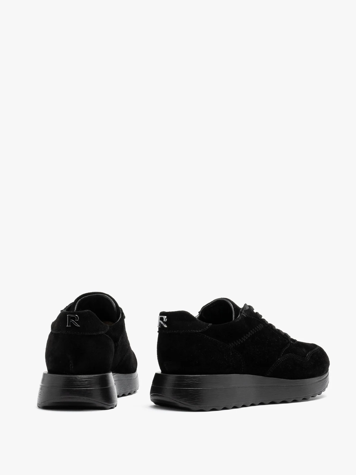 Czarne, welurowe półbuty sportowe