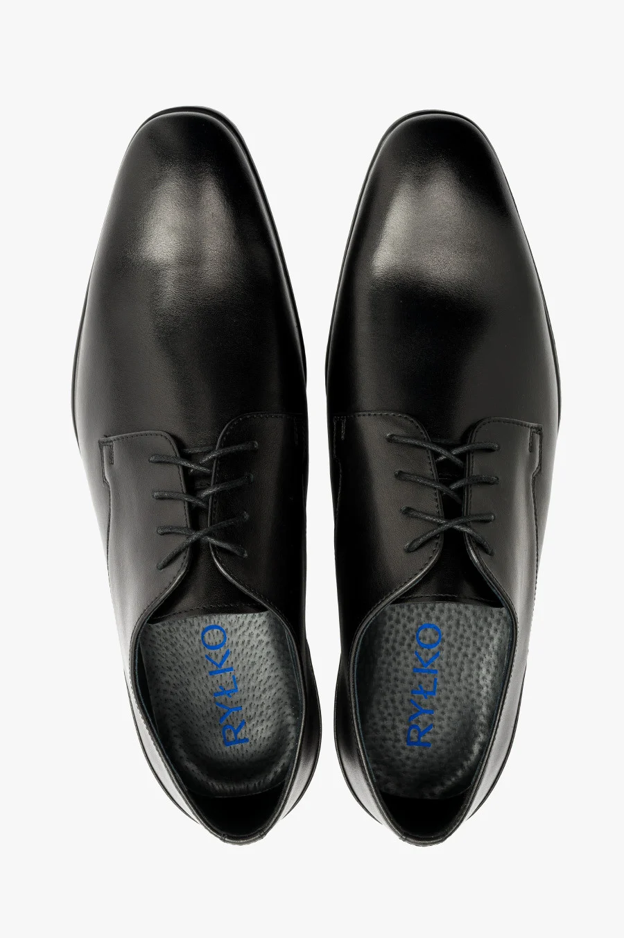 Czarne półbuty wizytowe