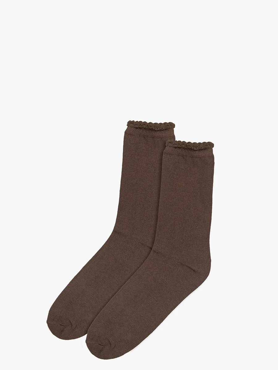 Brązowe skarpety bawełniane z falbanką