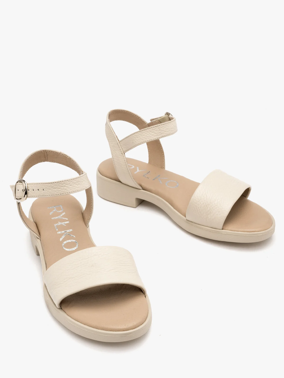 Kremowe sandały na lekkiej podeszwie