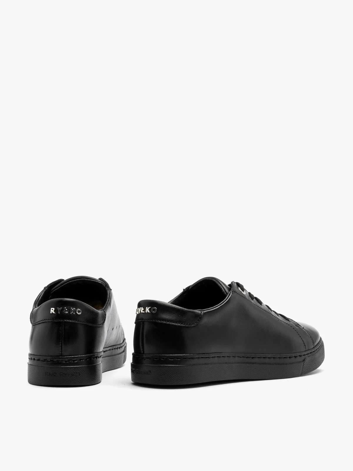 Sportowe półbuty damskie w czarnym kolorze