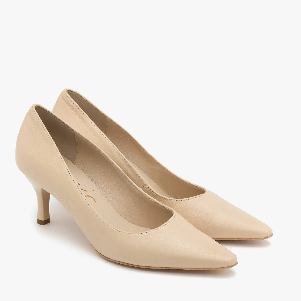 Beżowe czółenka na szpilce typu kaczuszka