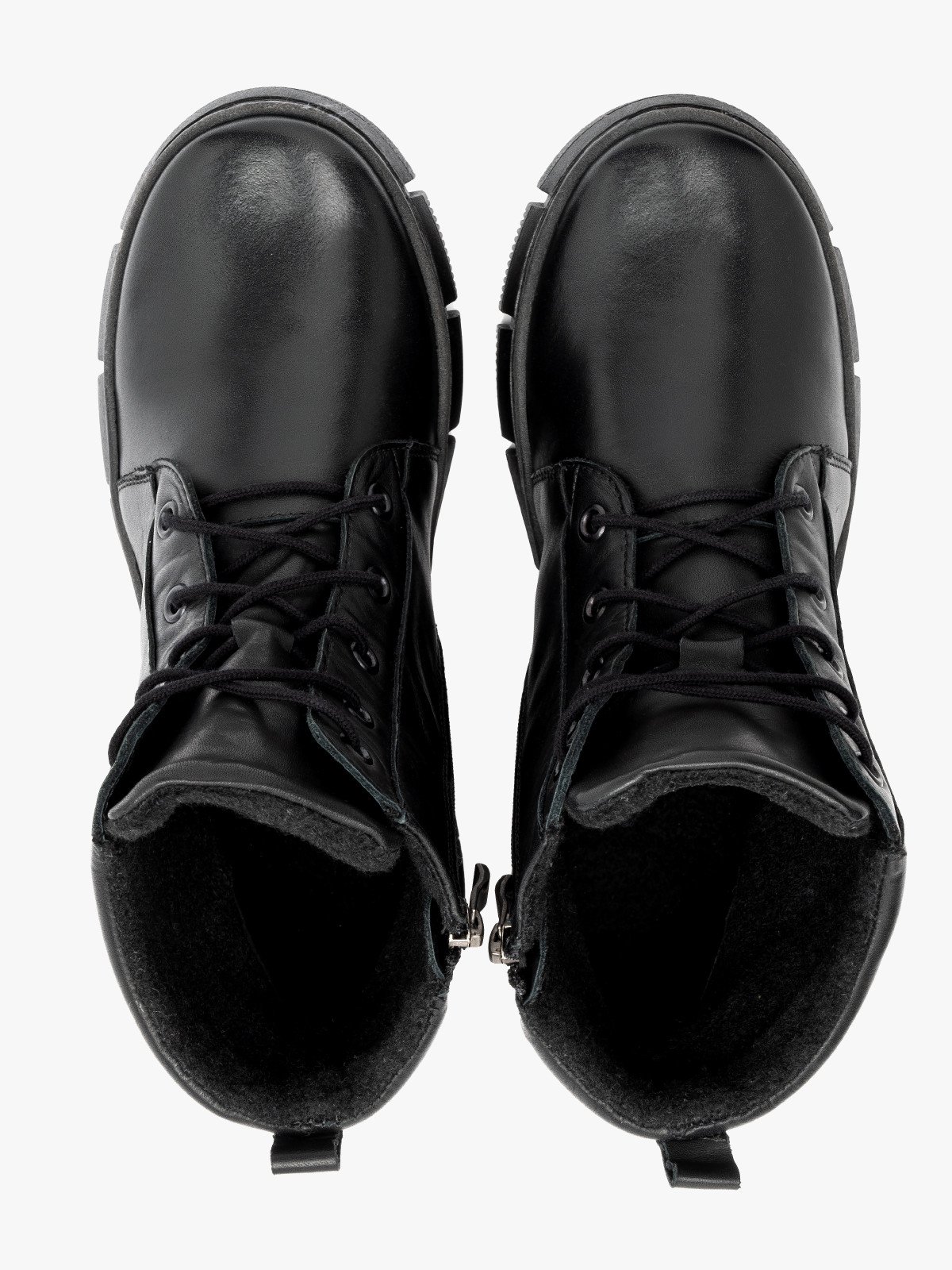 Czarne trzewiki damskie ocieplane kożuchem naturalnym