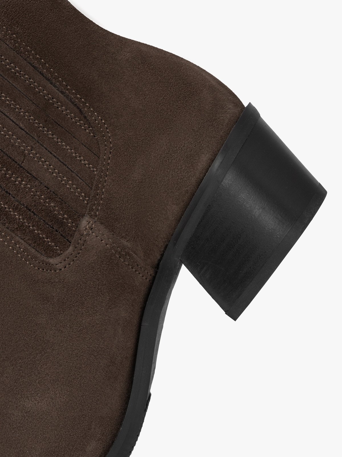 Brązowe sztyblety damskie na obcasie