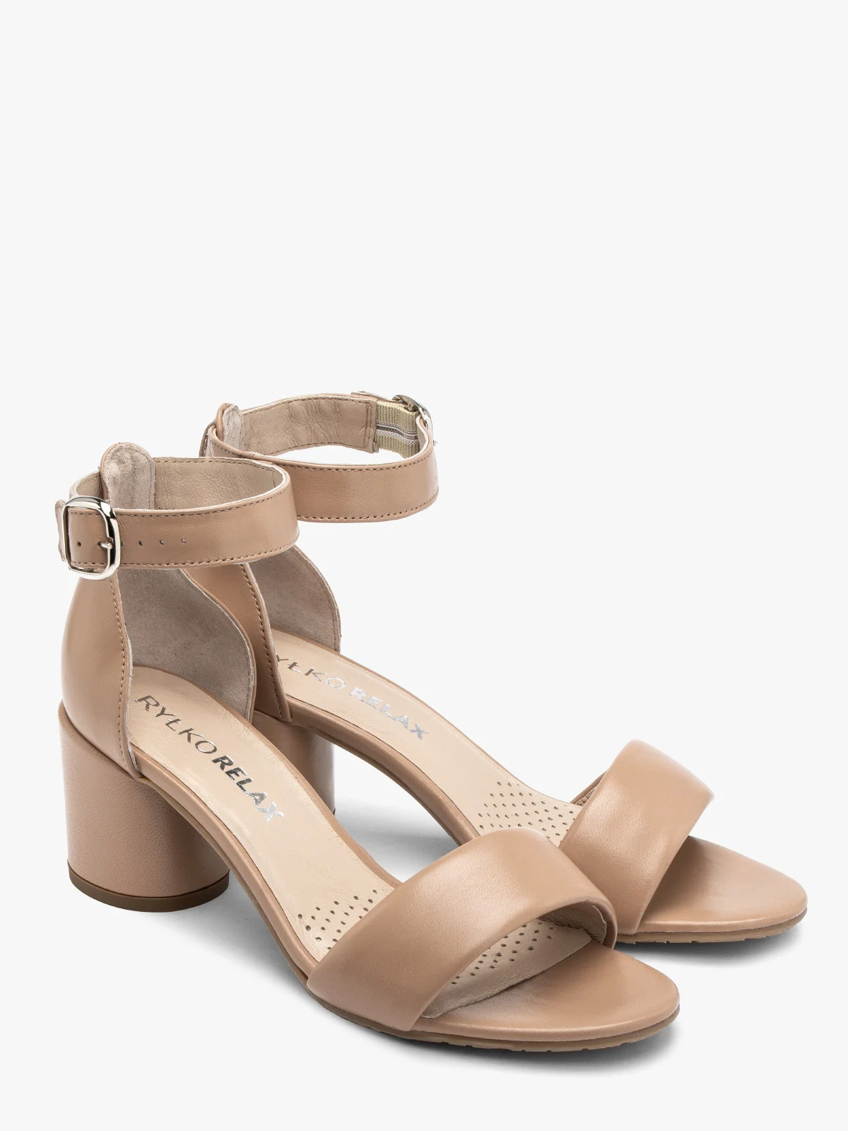 Beżowe sandały na okrągłym słupku