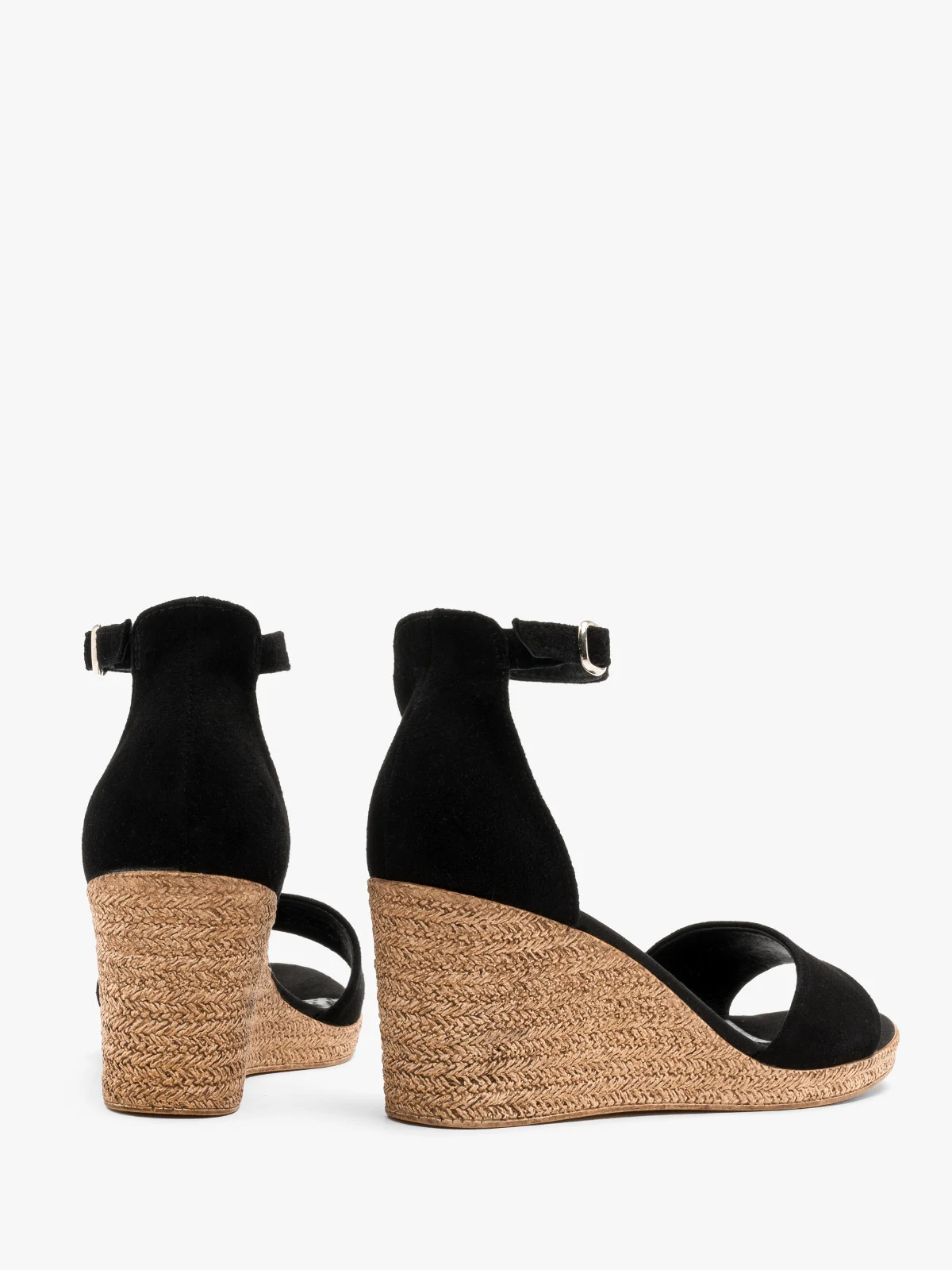 Czarne sandały na platformie