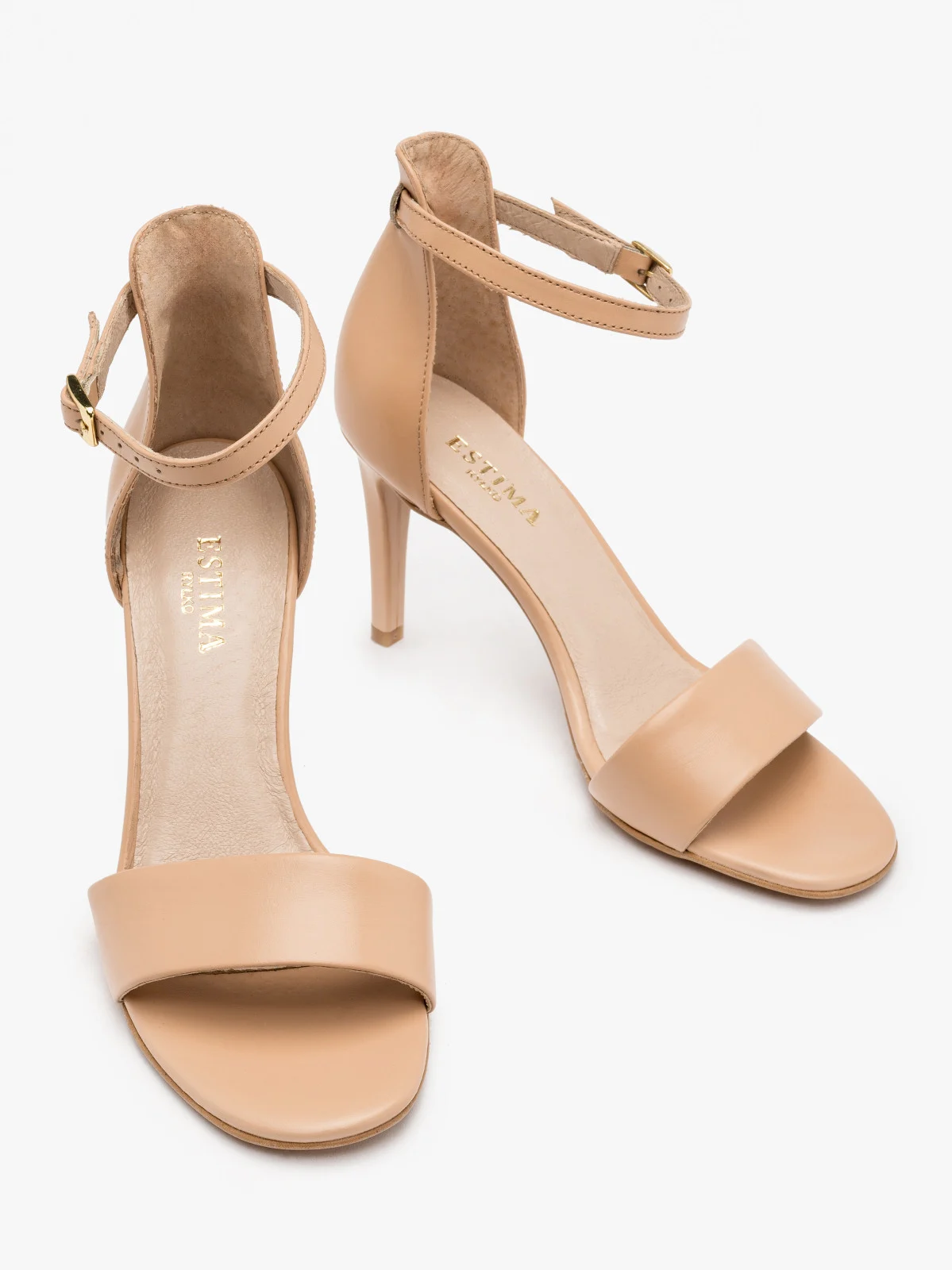 Beżowe sandały na szpilce