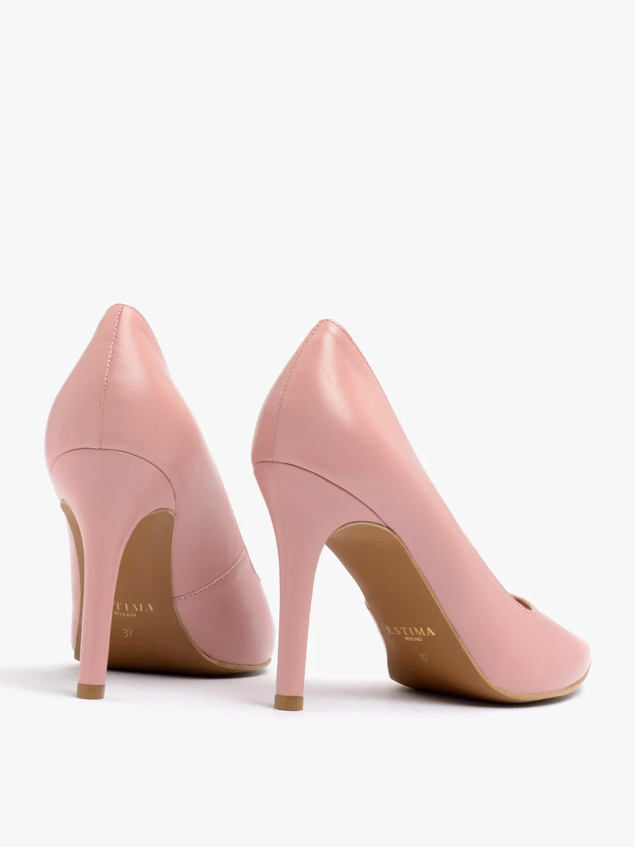 Różowe czółenka na wysokiej szpilce