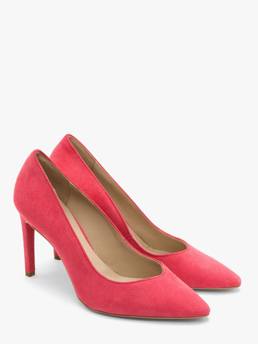 Różowe czółenka z ozdobny dekoltem