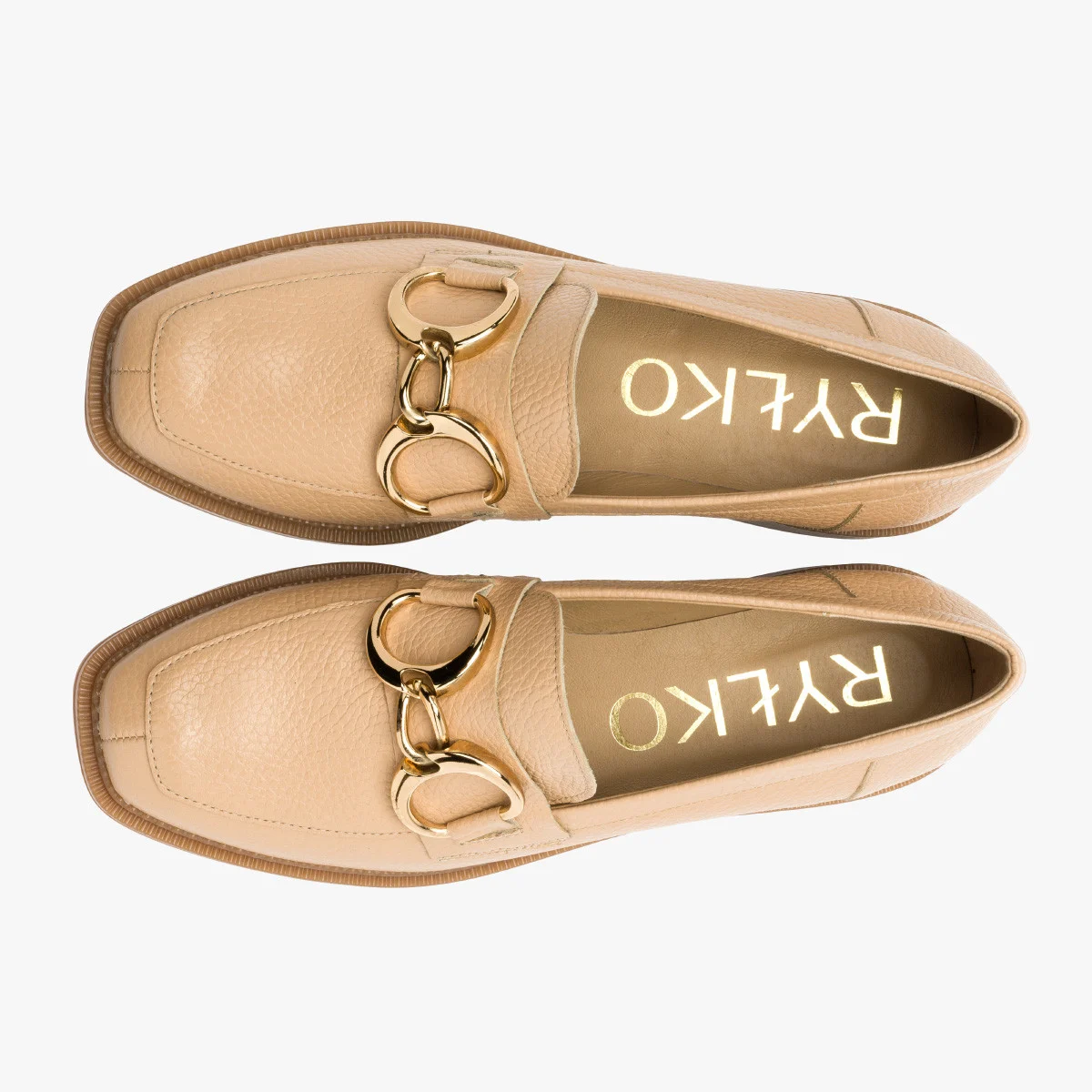 Beżowe mokasyny na płaskiej podeszwie