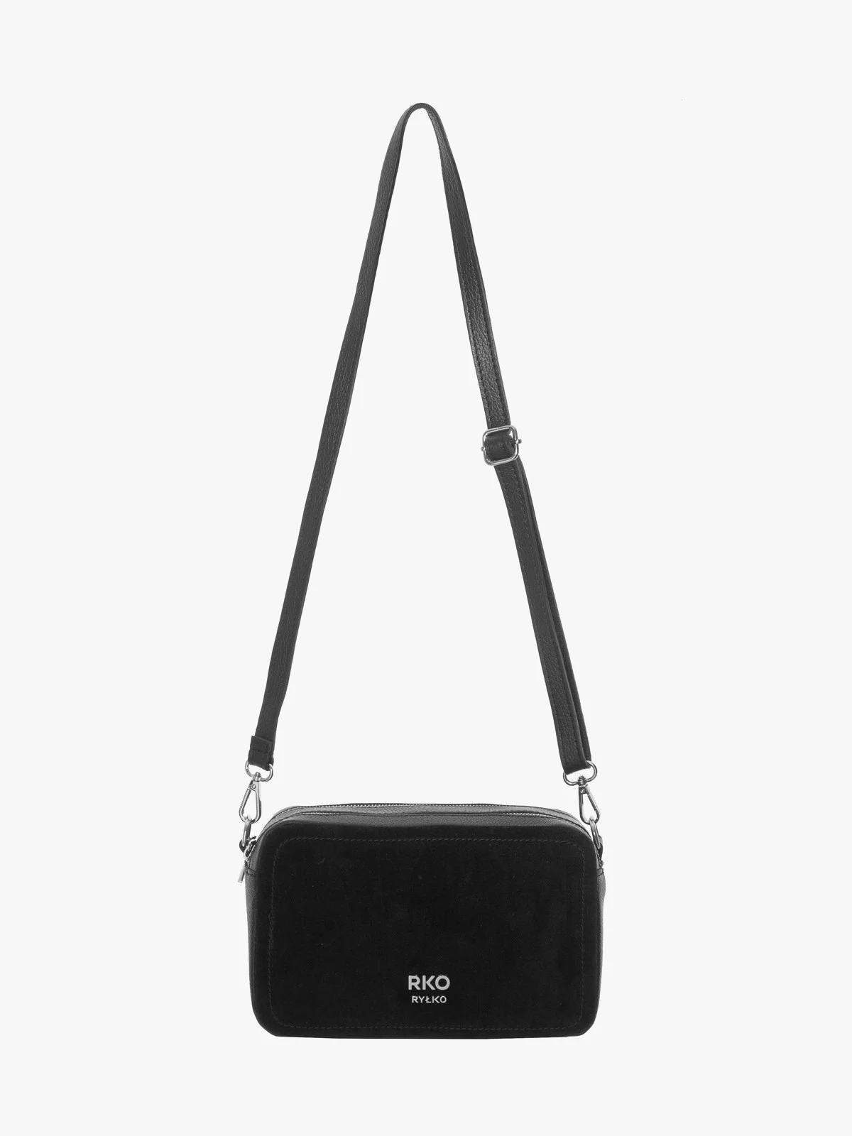 Czarna torebka listonoszka średniej wielkości