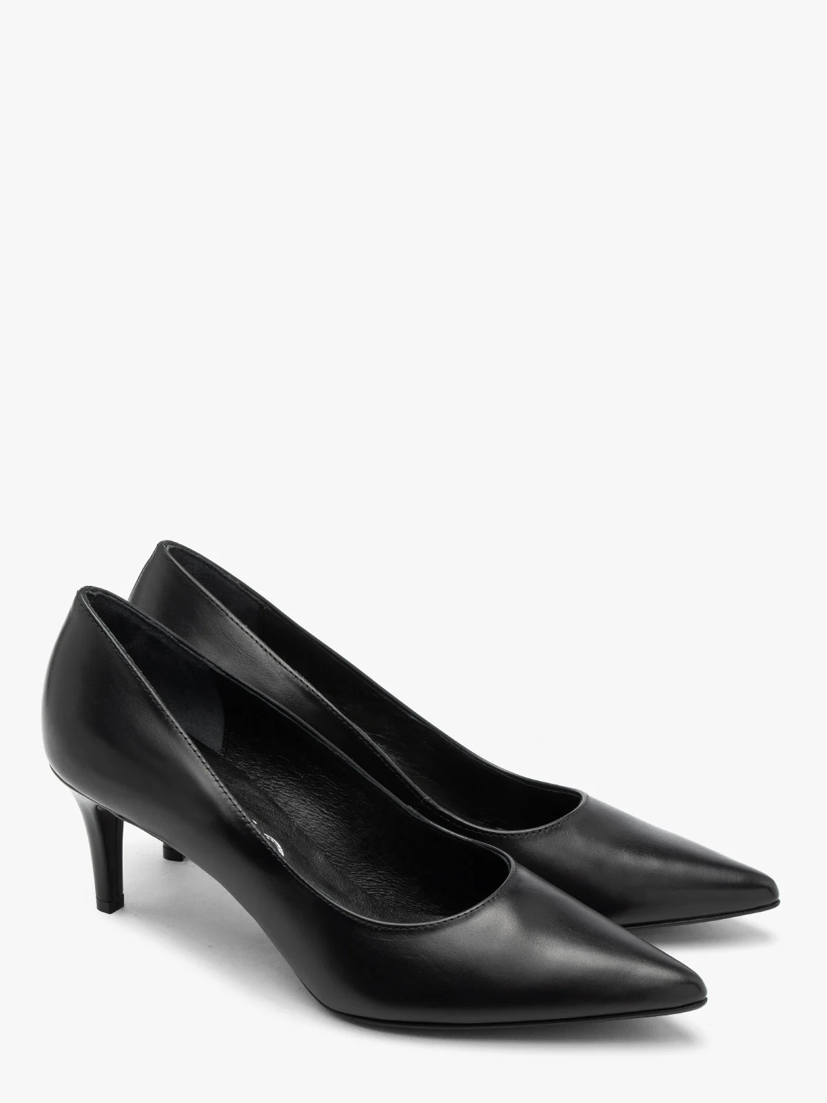 Czarne czółenka  na szpilce