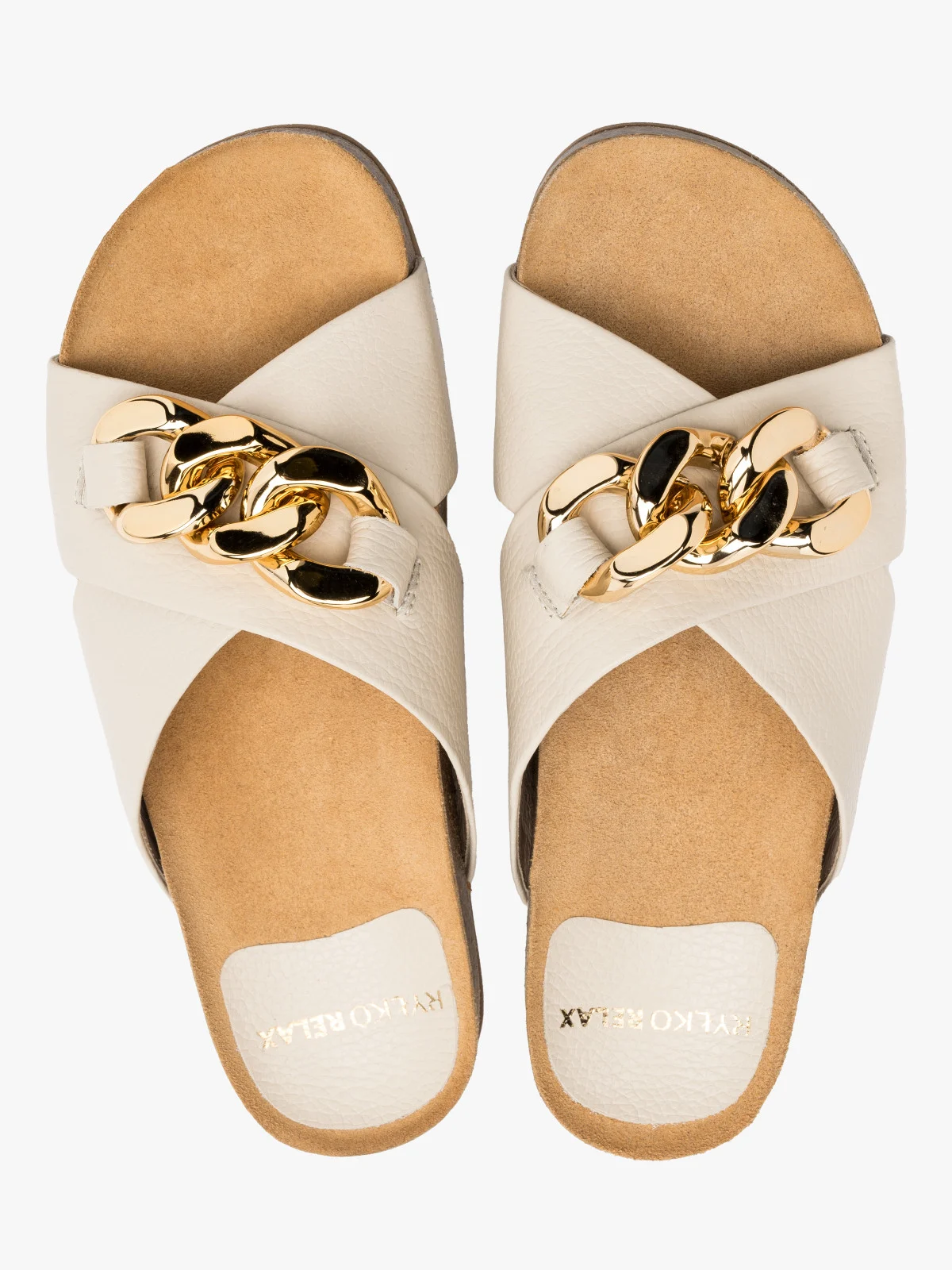 Kremowe klapki ze złotym łańcuchem