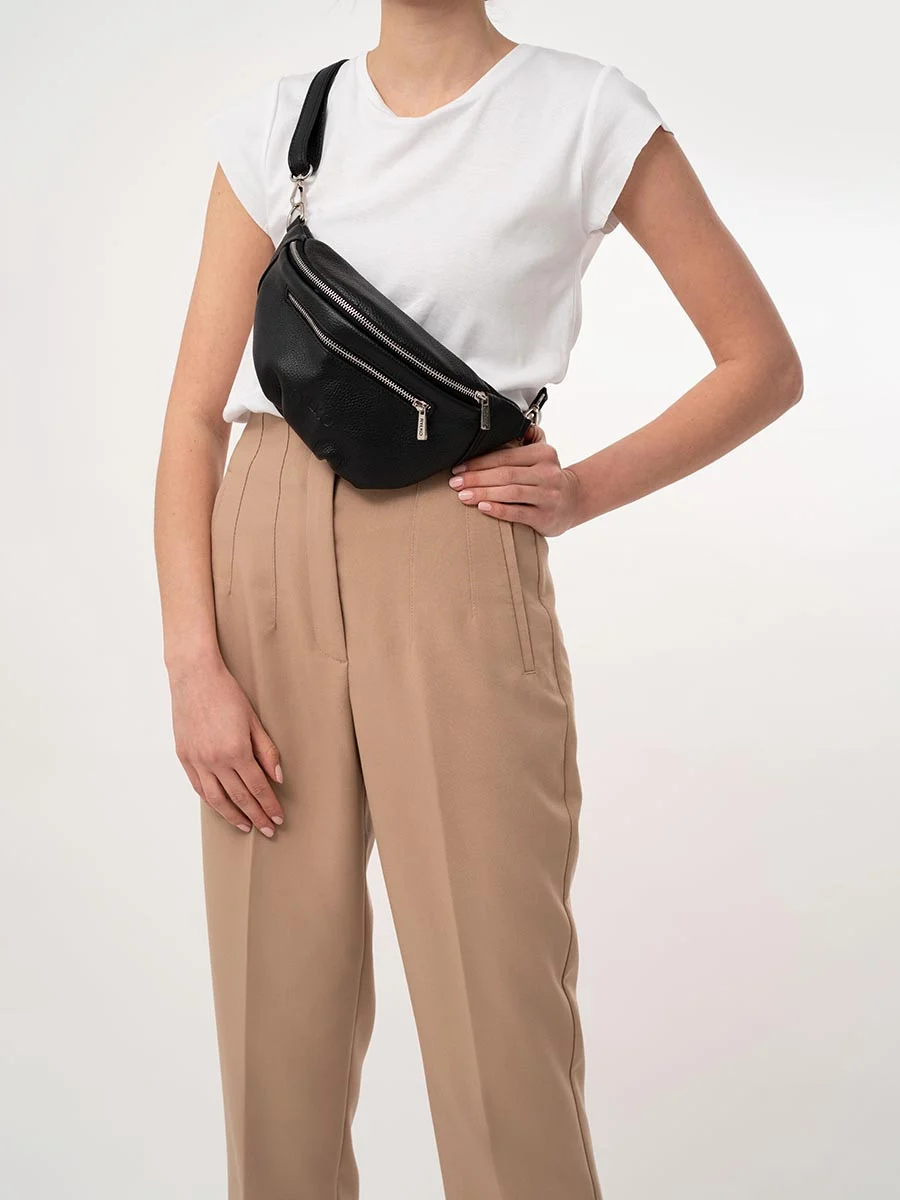 Czarna torebka nerka - crossbody