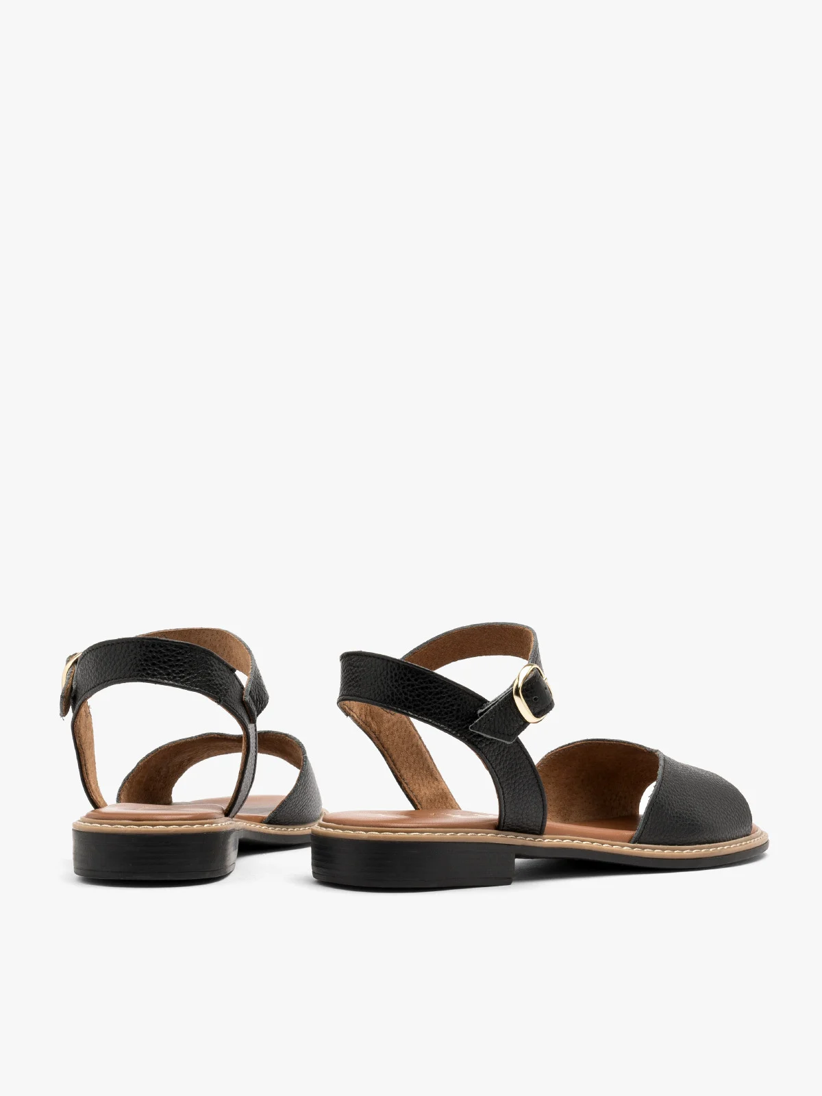 Czarne sandały z ozdobną cholewką