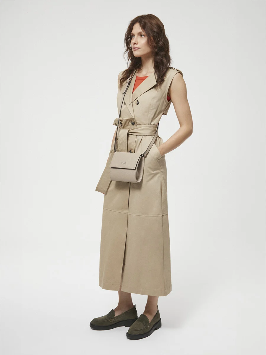 Mokasyny khaki z ozdobnymi przeszyciami