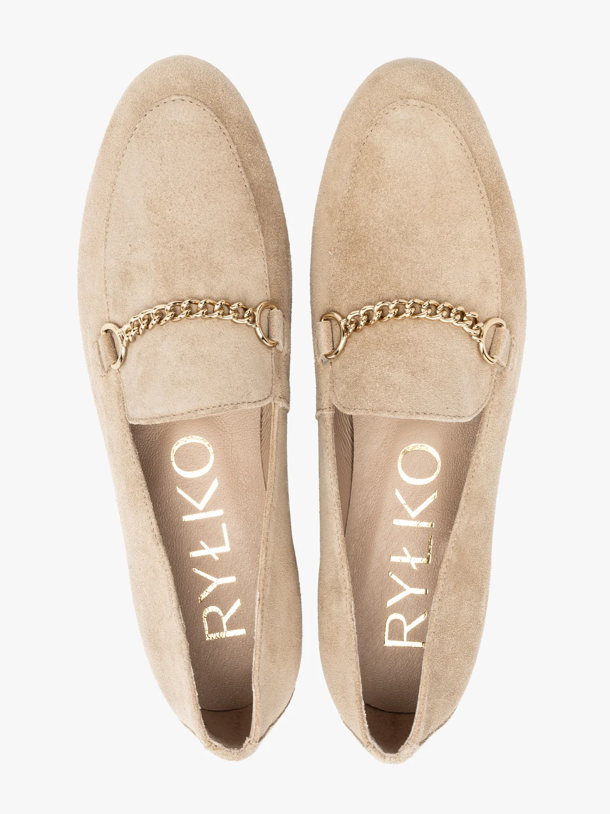 Piaskowe mokasyny ze złotym łańcuszkiem
