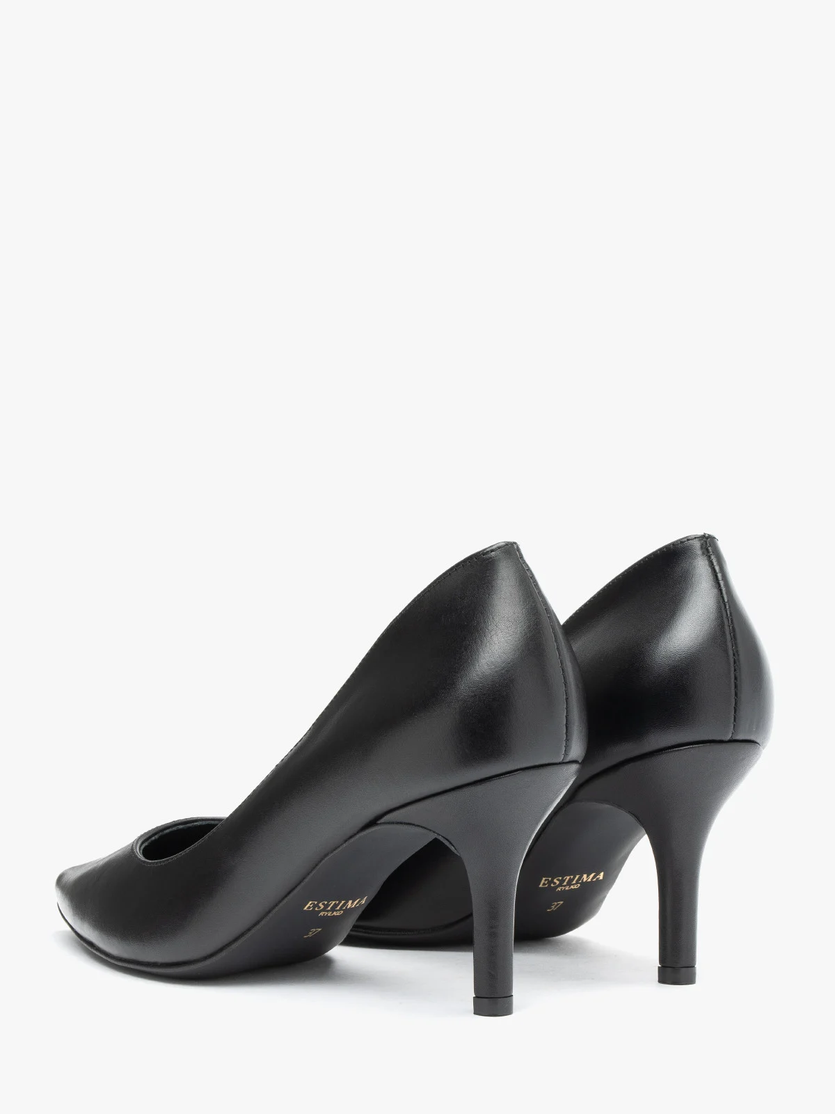 Czarne czółenka na szpilce