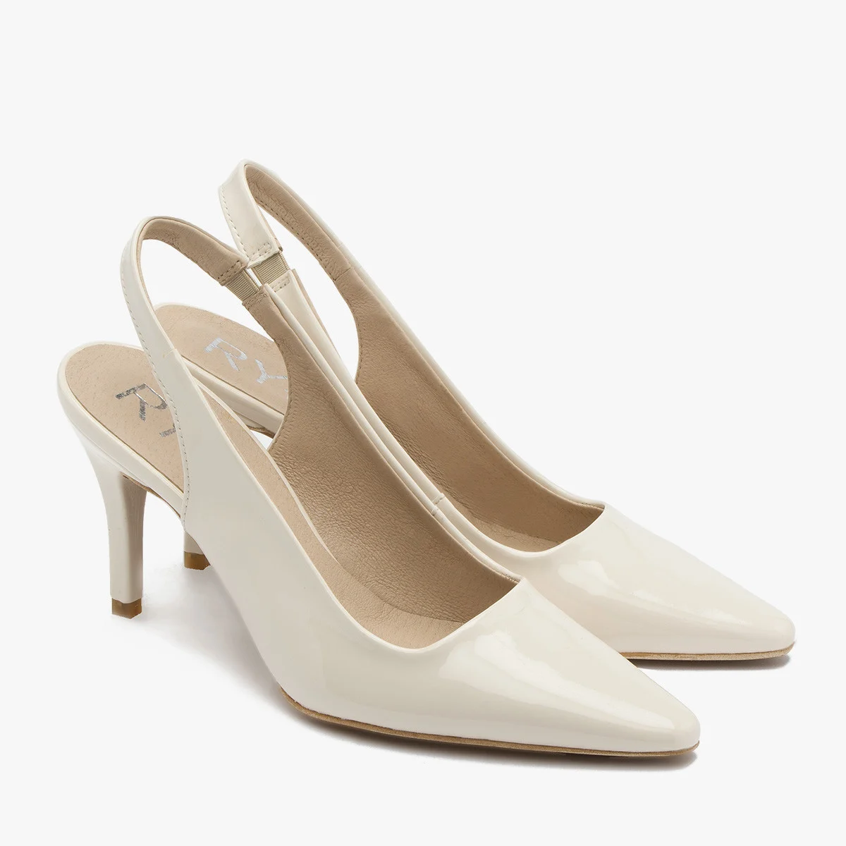 Lakierowane kremowe czółenka z odkrytą piętą
