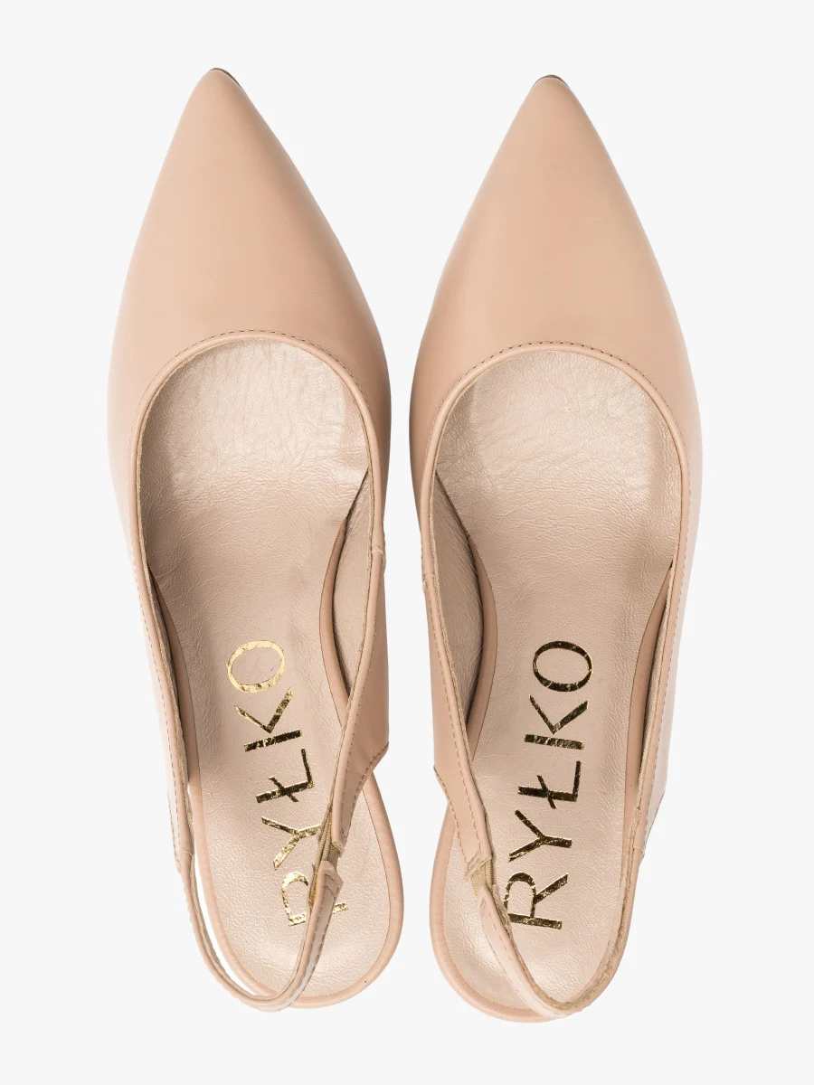 Beżowe czółenka z otwartą piętą