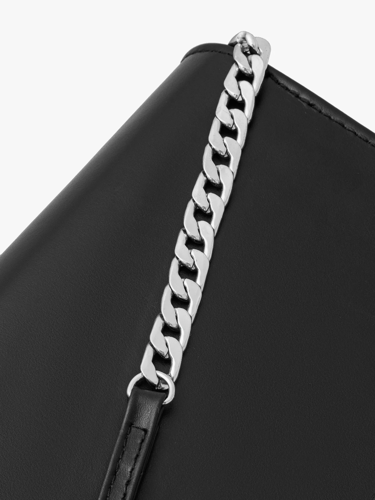 Elegancka, czarna torebka