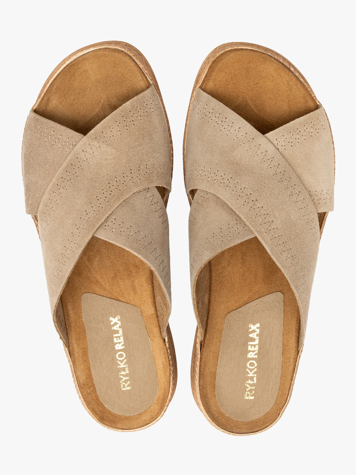 Piaskowe klapki na ozdobnym spodzie